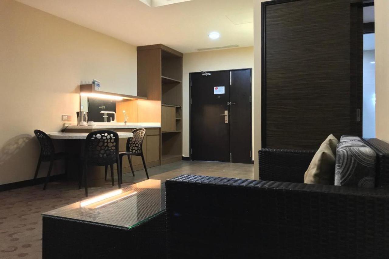 Sento Hotel Keningau Экстерьер фото